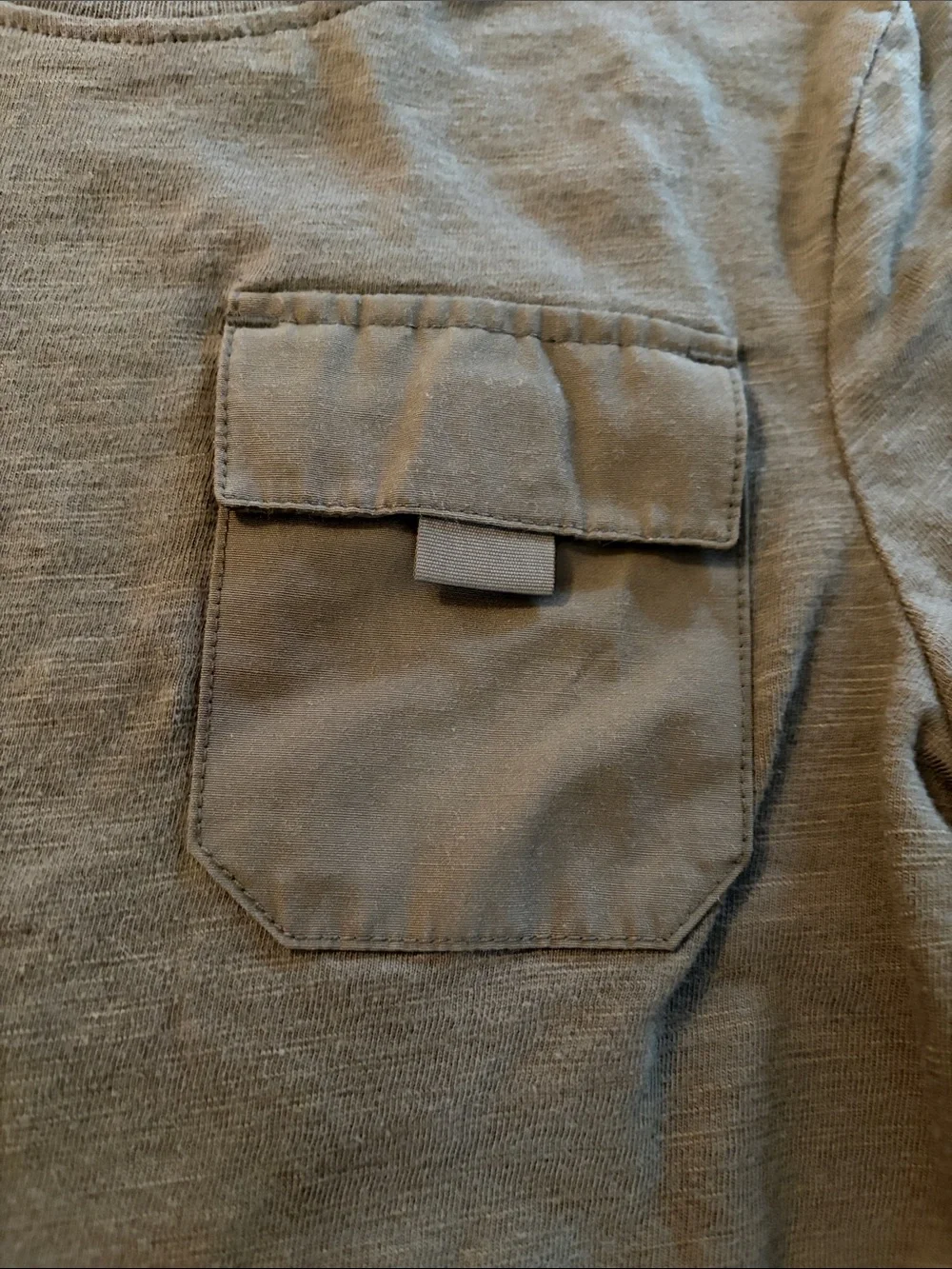 Old Navy Short-Sleeve Pocket Tee - Olive